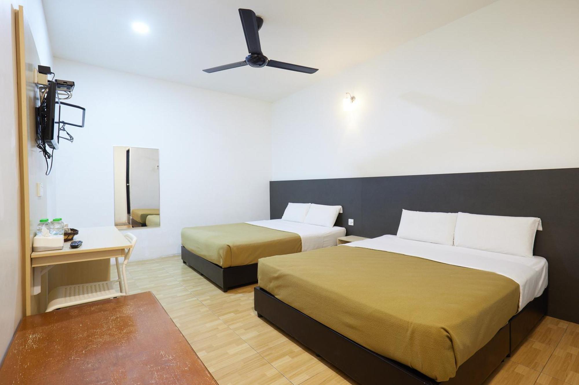 Uncle Guesthouse Kuala Terengganu Exterior photo