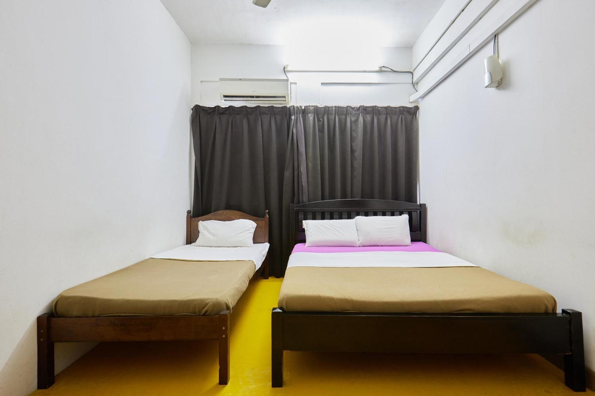 Uncle Guesthouse Kuala Terengganu Exterior photo