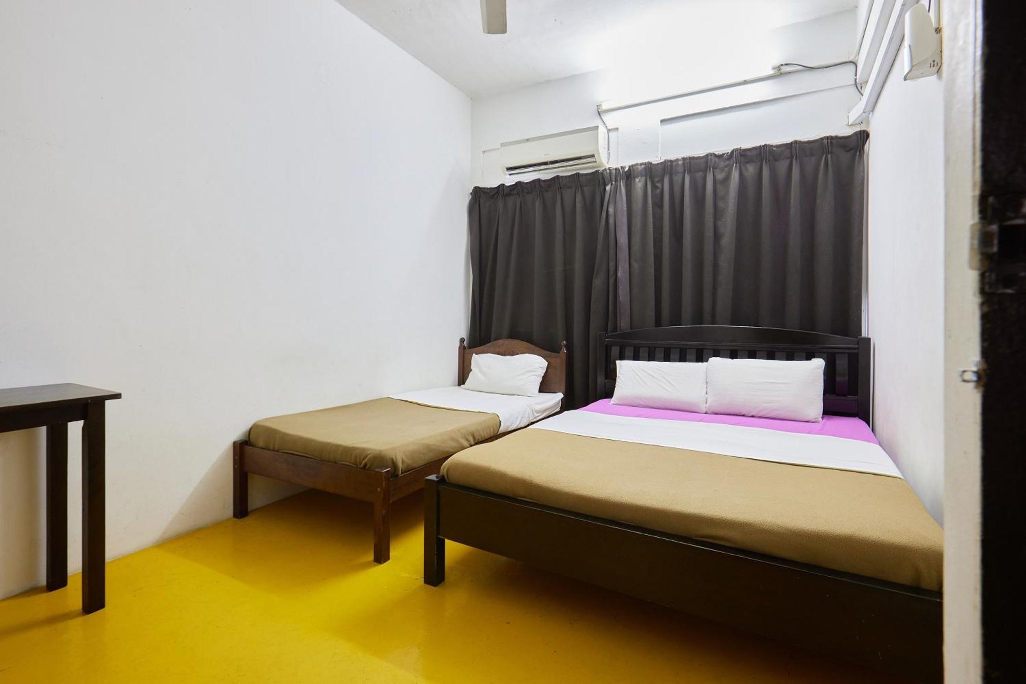 Uncle Guesthouse Kuala Terengganu Exterior photo