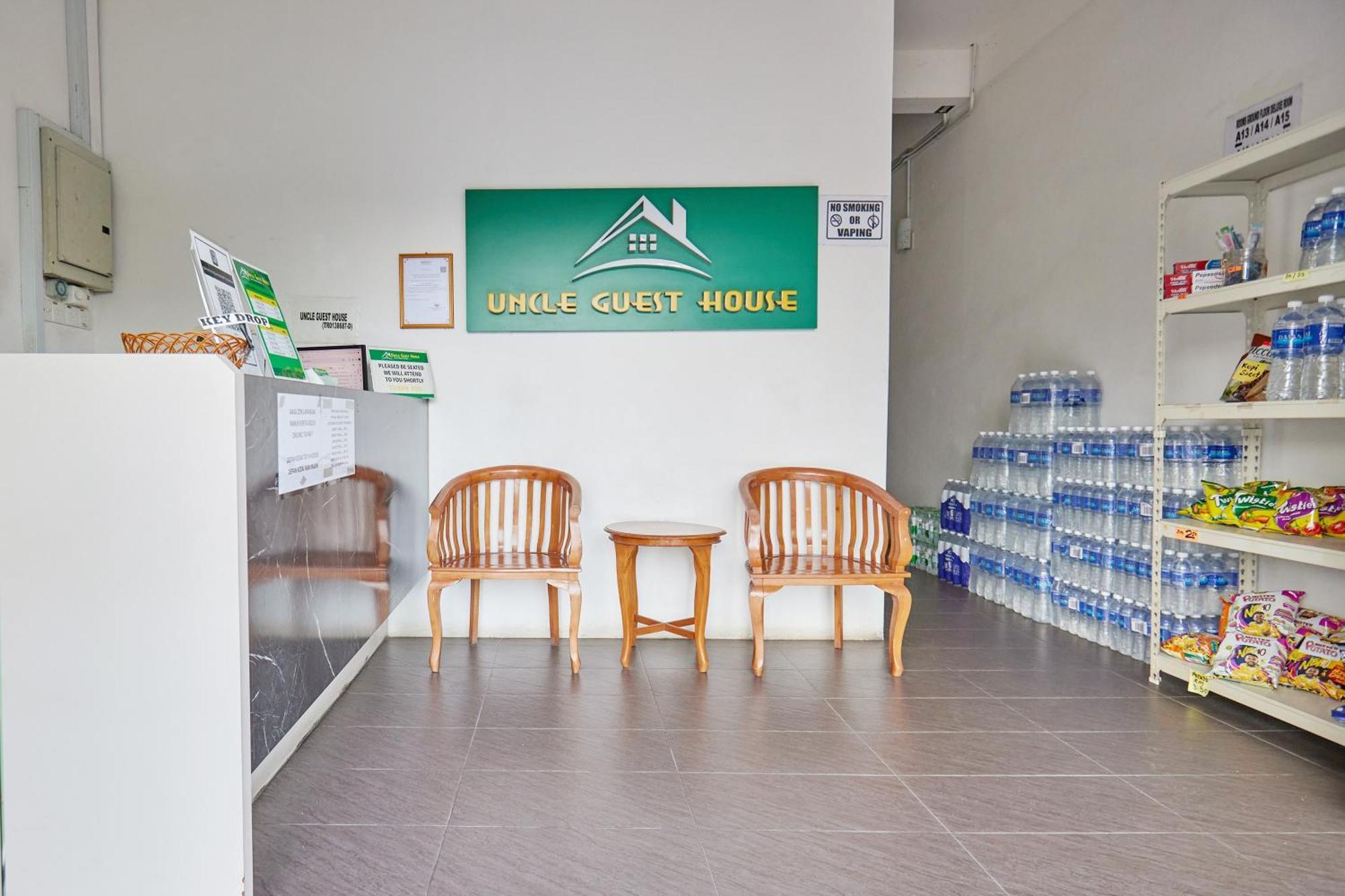 Uncle Guesthouse Kuala Terengganu Exterior photo