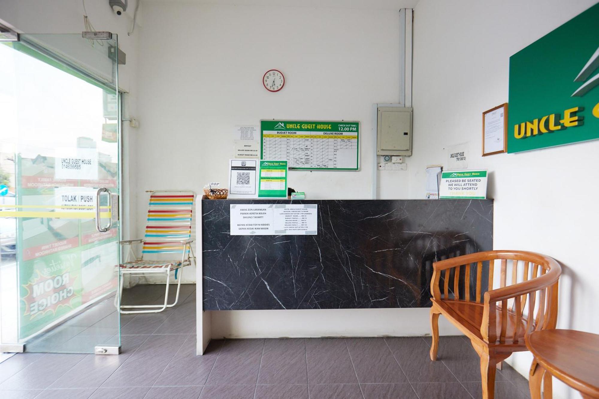 Uncle Guesthouse Kuala Terengganu Exterior photo