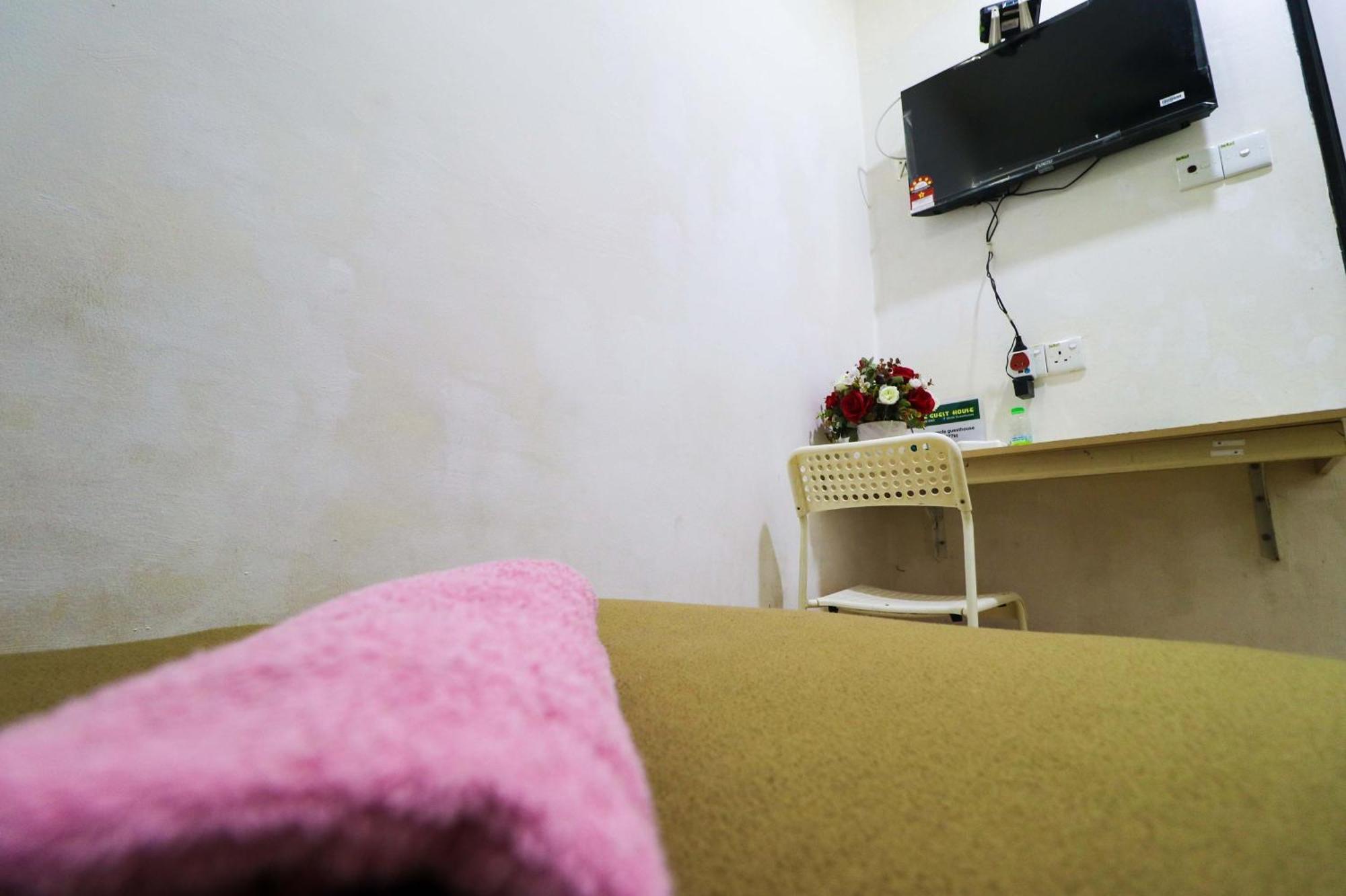 Uncle Guesthouse Kuala Terengganu Exterior photo