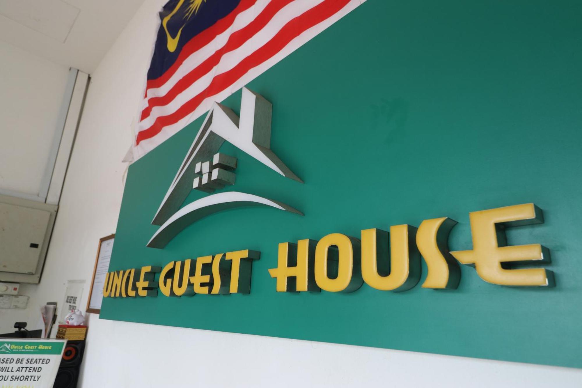 Uncle Guesthouse Kuala Terengganu Exterior photo